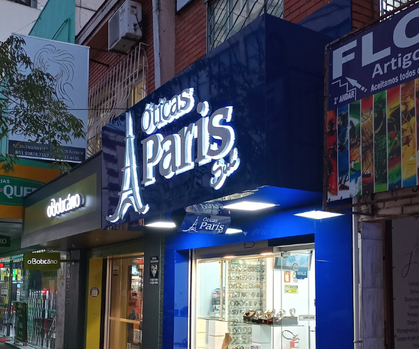 Fachada com Letra Caixa e LED
